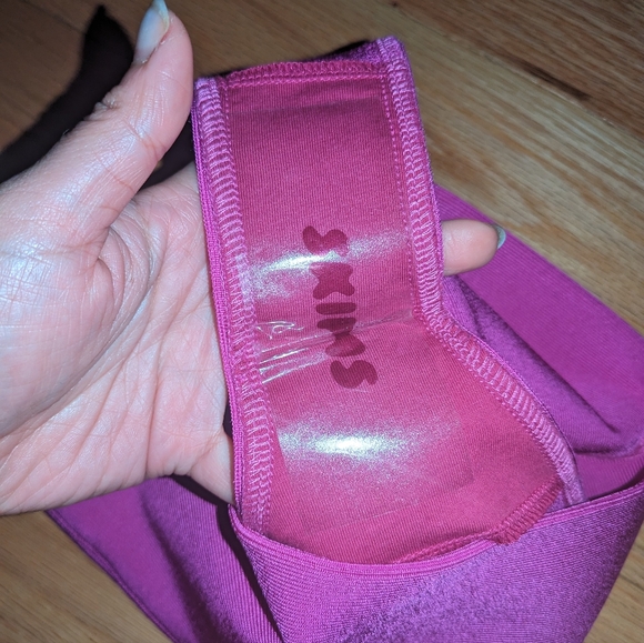 NWT SKIMS KNIT BEACHWEAR SET IN LOLLIPOP - Picture 6 of 6